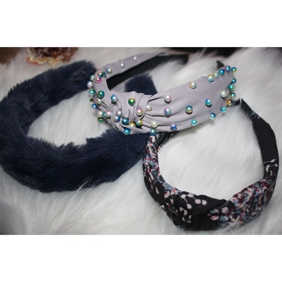 Lot of 3 Women's Teen's Girl's Headbands Black Floral Blue Fur Gray Pearls GUC - Picture 3 of 3
